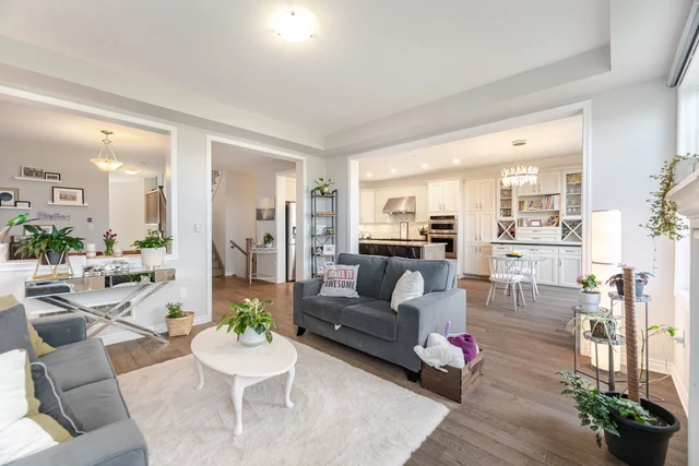 1419 Chretien Street, Milton - photo 19