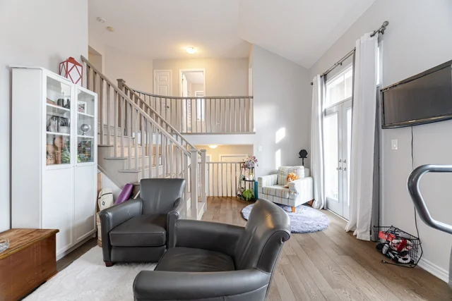 1419 Chretien Street, Milton - photo 33