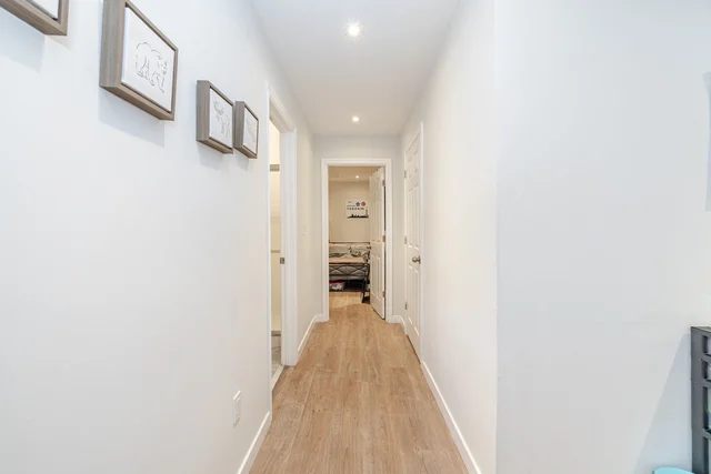 1419 Chretien Street, Milton - photo 65