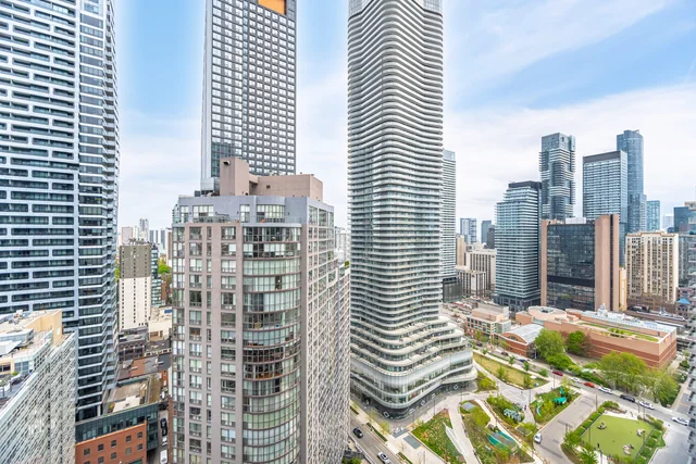 #2515-955 Bay Street, Toronto - photo 26