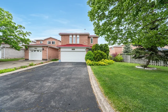 5246 Palomar Crescent, Mississauga - photo 2