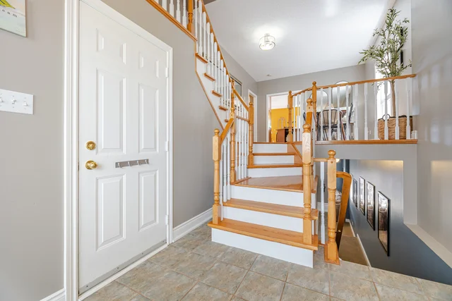 39 Aylesworth Avenue, Courtice - photo 7