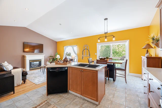 39 Aylesworth Avenue, Courtice - photo 15