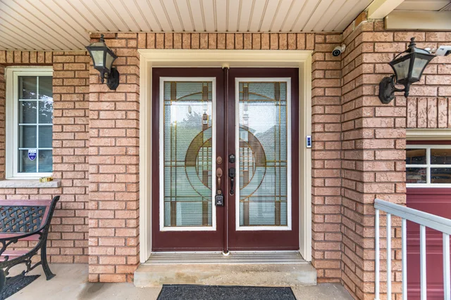77 Milkweed Crescent, Brampton - photo 17