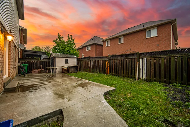 77 Milkweed Crescent, Brampton - photo 77