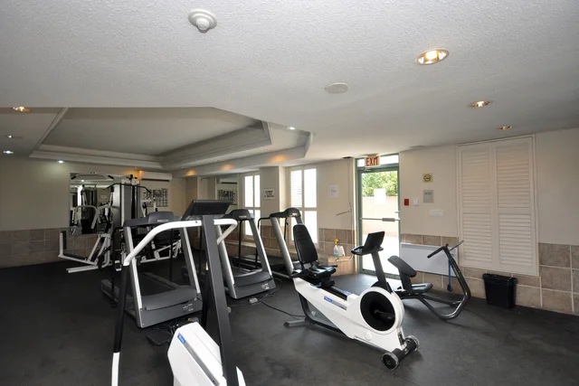 #704-155 Hillcrest Avenue, Mississauga - photo 37