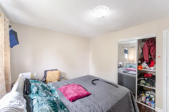 23 Merton Road, Brampton - photo 22