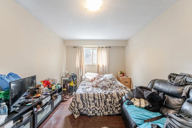 23 Merton Road, Brampton - photo 26