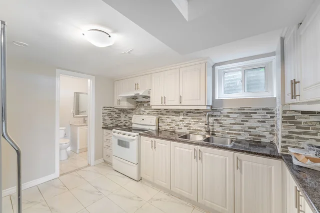 23 Merton Road, Brampton - photo 39