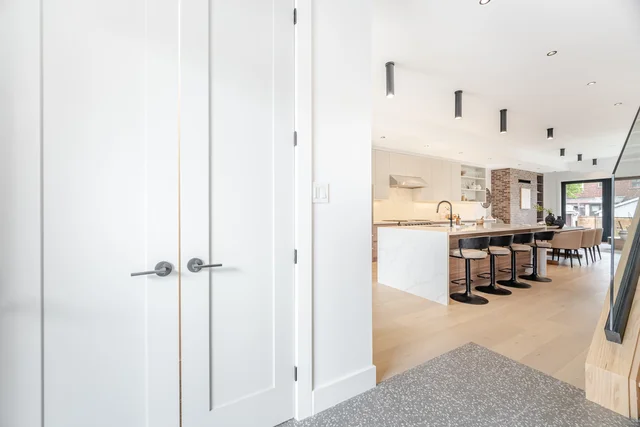 108 Sammon Avenue, East York - photo 9