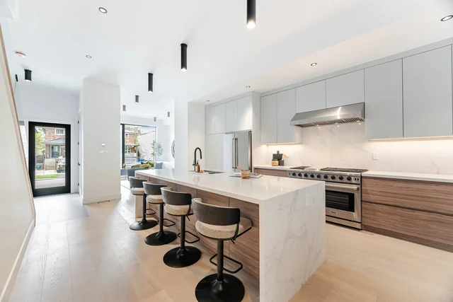 108 Sammon Avenue, East York - photo 14
