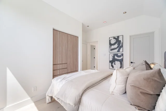 108 Sammon Avenue, East York - photo 54