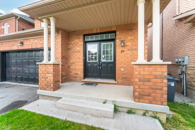 19 Frobischer Drive, Brampton - photo 5