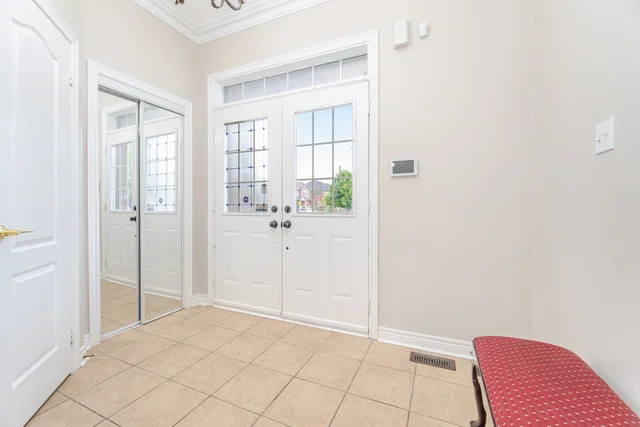 19 Frobischer Drive, Brampton - photo 6