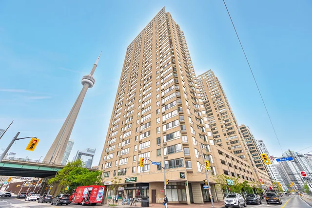 270 Queens Quay West #2008, Toronto - photo 1