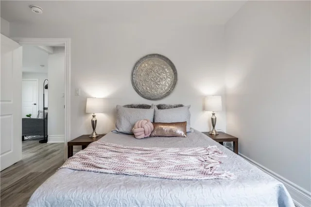 bedroom6.jpg