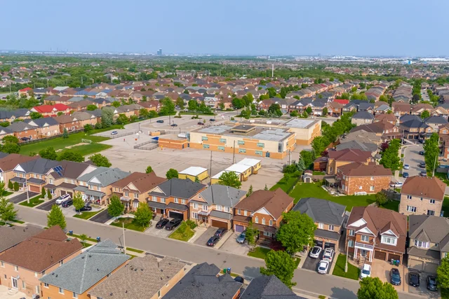 7 Klondike Trail, Brampton - photo 90