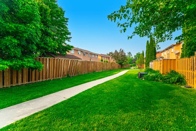 #49-550 Steddick Court, Mississauga - photo 42