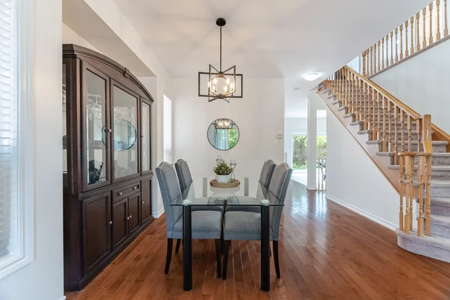 221 Ellis Crescent, Milton - photo 11