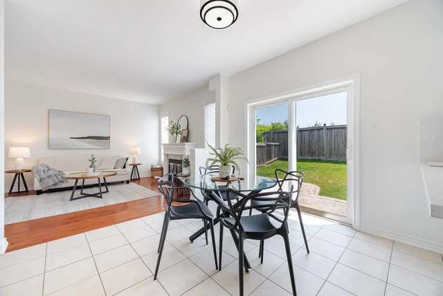221 Ellis Crescent, Milton - photo 19