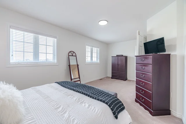 221 Ellis Crescent, Milton - photo 29