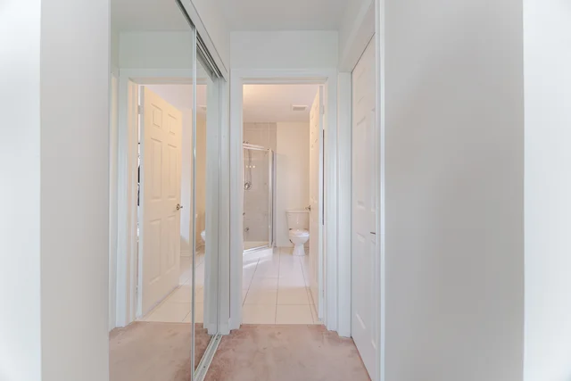 221 Ellis Crescent, Milton - photo 31