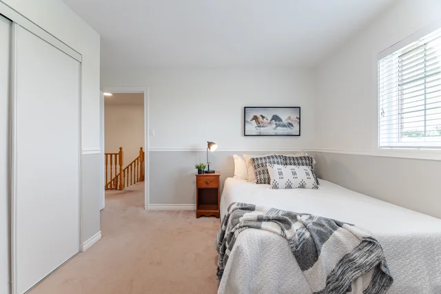 221 Ellis Crescent, Milton - photo 36
