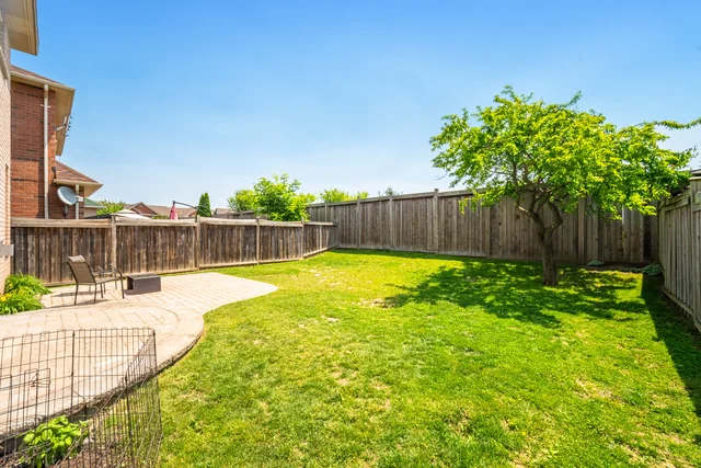 221 Ellis Crescent, Milton - photo 53