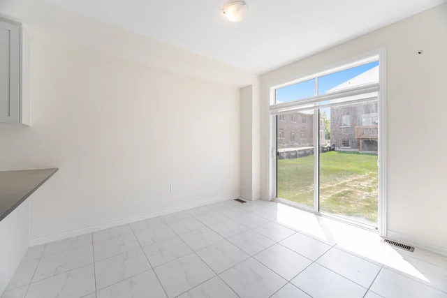 9 Kentledge Avenue, East Gwillimbury - photo 19