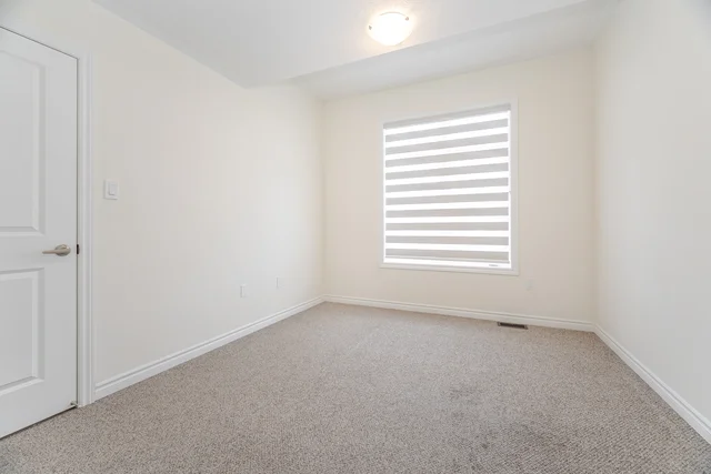 9 Kentledge Avenue, East Gwillimbury - photo 43