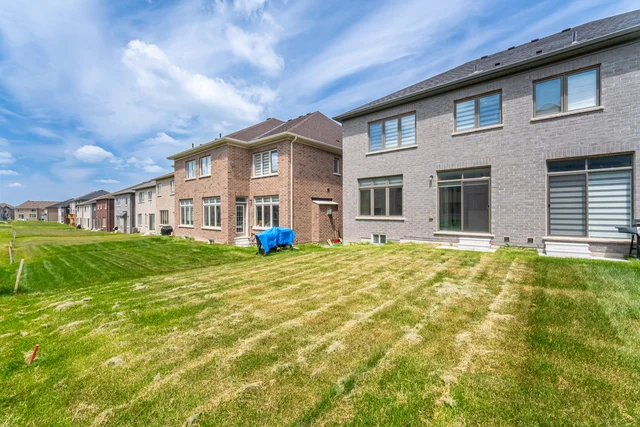 9 Kentledge Avenue, East Gwillimbury - photo 54