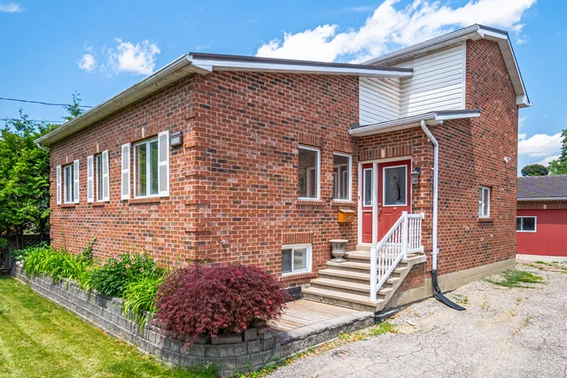 1241 Lakebreeze Drive, Mississauga - photo 1