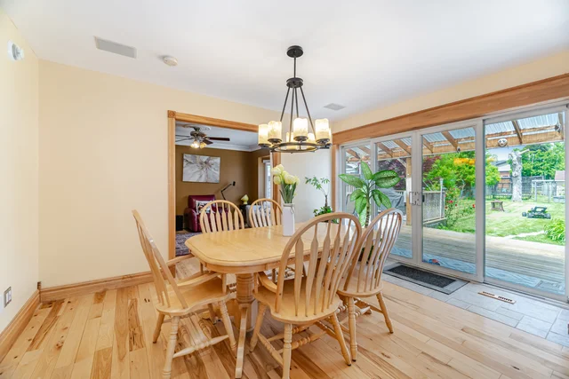 1241 Lakebreeze Drive, Mississauga - photo 22