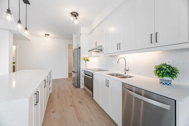 #702-1035 Southdown Road, Mississauga - photo 11
