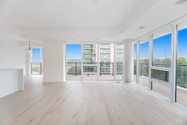 #702-1035 Southdown Road, Mississauga - photo 17