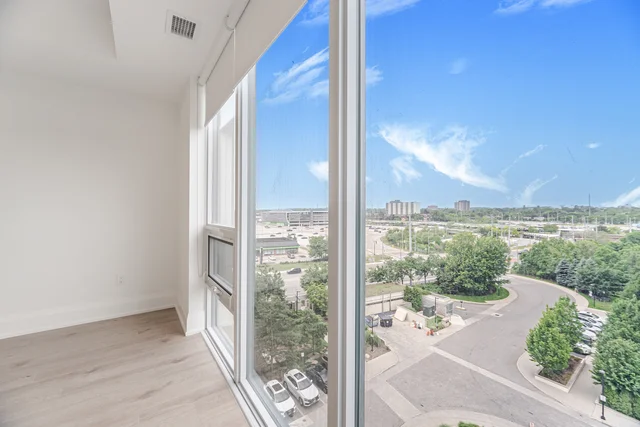 #702-1035 Southdown Road, Mississauga - photo 23