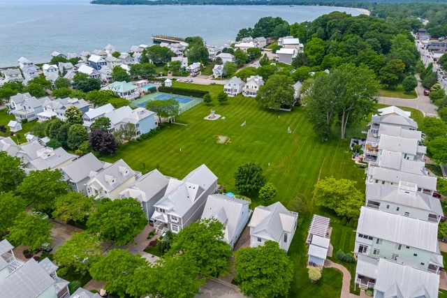 61 Nantuckett Road, Crystal Beach Tennis and Yacht Club - photo 3
