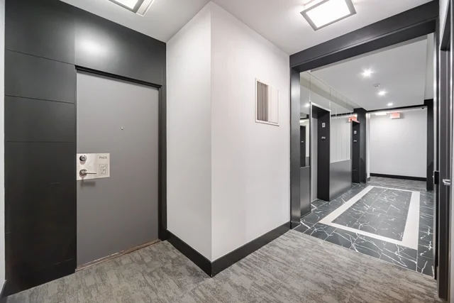 #4605-4070 Confederation Parkway, Mississauga - photo 5