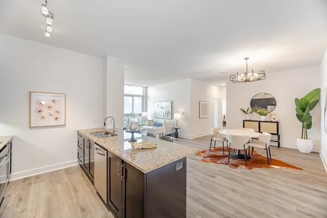 #4605-4070 Confederation Parkway, Mississauga - photo 8