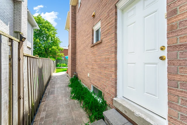 25 Feltham Road, Markham - photo 60
