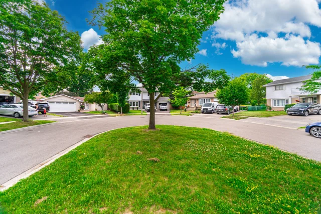 3286 Gatliff Court, Mississauga - photo 2