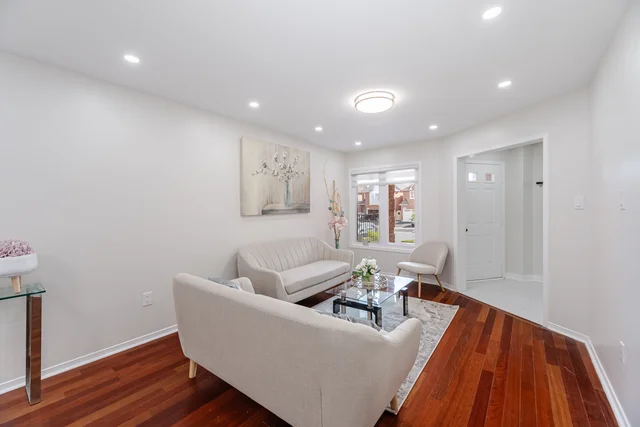 4793 Rosebush Road, Mississauga - photo 11