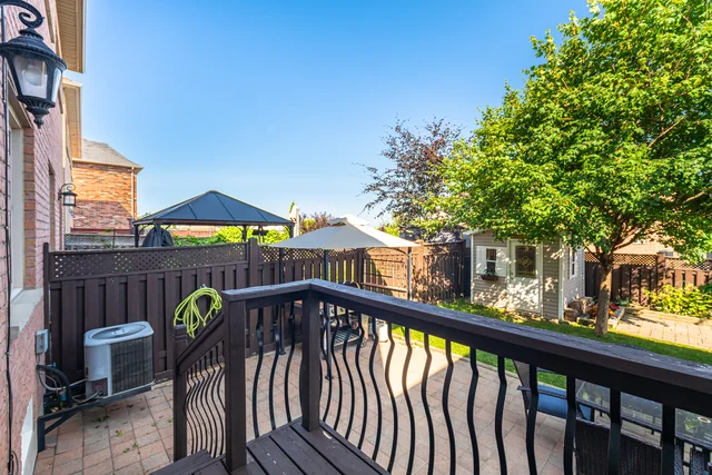 28 Versailles Crescent, Brampton - photo 43