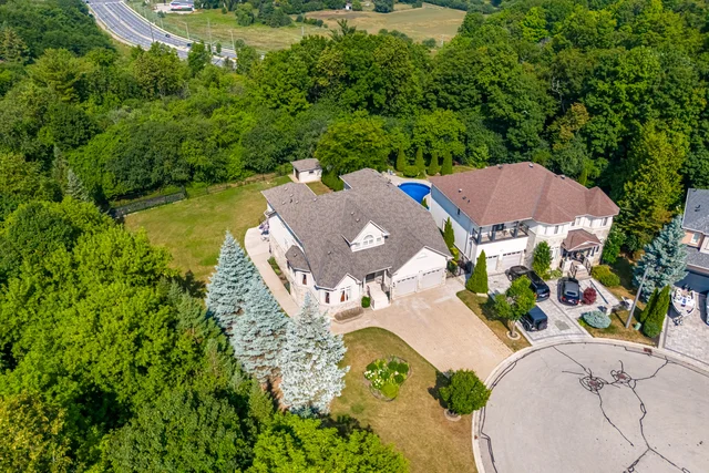 32 Rosa Court, Woodbridge - photo 4
