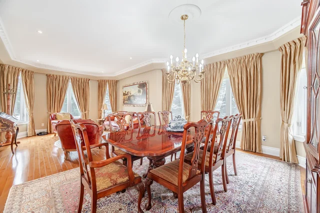 32 Rosa Court, Woodbridge - photo 32