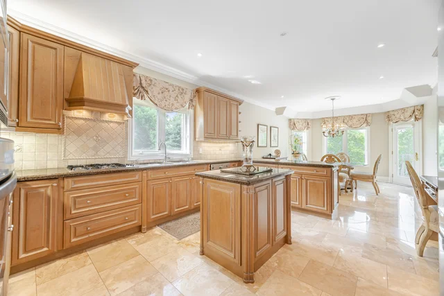 32 Rosa Court, Woodbridge - photo 38