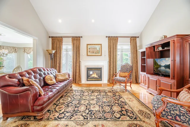 32 Rosa Court, Woodbridge - photo 49