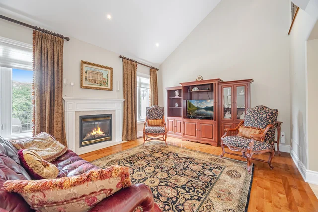 32 Rosa Court, Woodbridge - photo 50