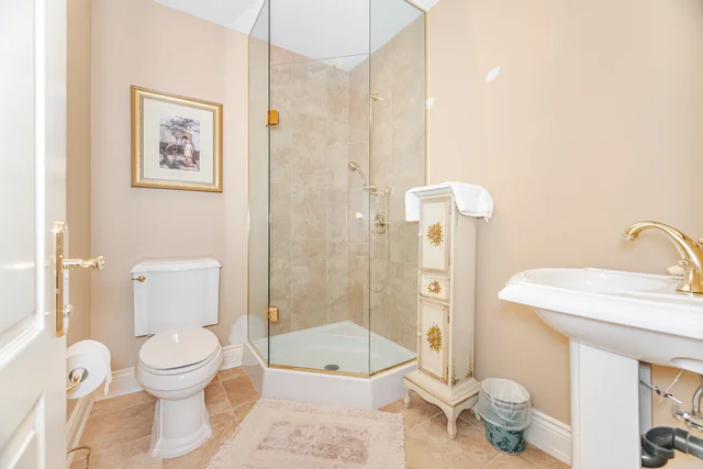 32 Rosa Court, Woodbridge - photo 82