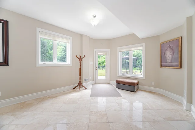 32 Rosa Court, Woodbridge - photo 94